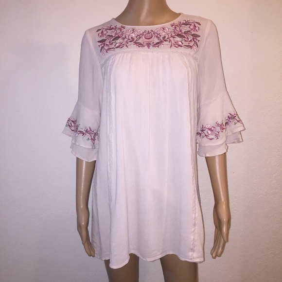 EN CREME BOHO Style embroidered Tunic Top sz M - Picture 1 of 5